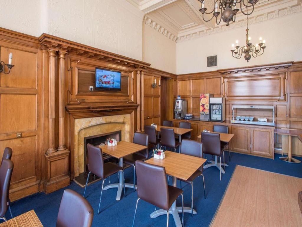 Travelodge Edinburgh Haymarket Exterior foto